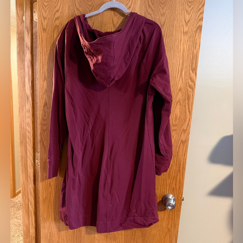 Duluth Trading Co Women's Burgundy Hooded tunic or dress - Picture 5 of 5